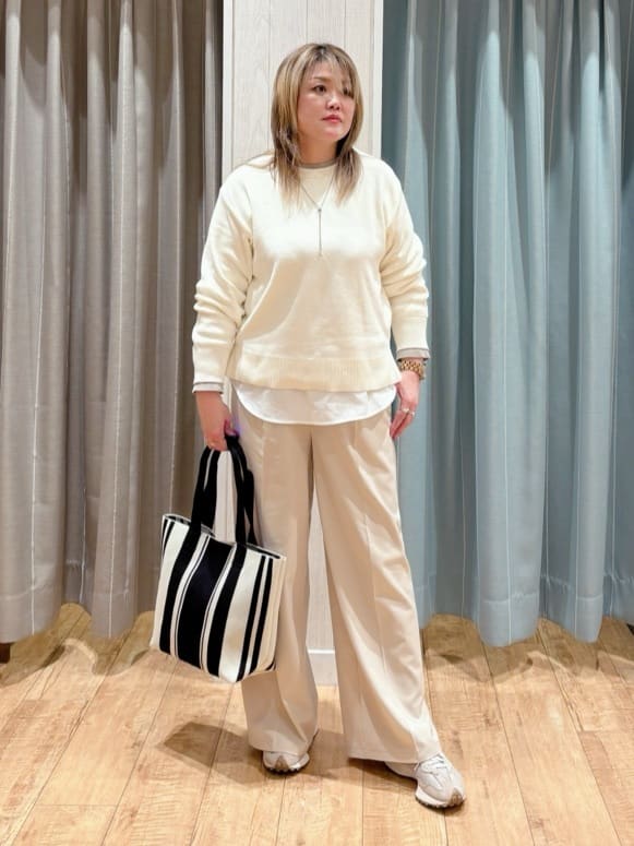 HANAさんの「SHOO･LA･RUE｜【洗濯機可/S-LL/インしなくても着られる】1枚で決まる　レイヤード風スウェットライクニット」を使ったコーディネート