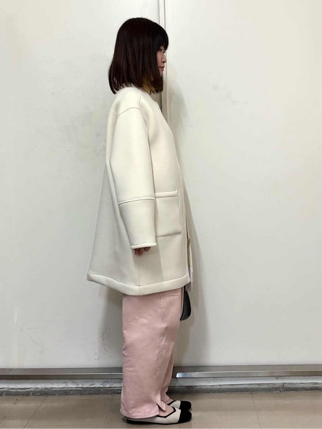 やまさんの「OPAQUE.CLIP｜リバーシブル配色ノーカラーコート【洗濯機OK】」を使ったコーディネート