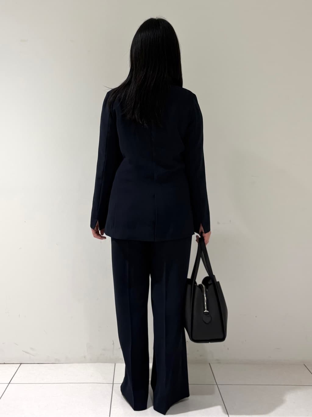 momokoさんの「INDIVI｜【洗える／多機能／SETUP可】着る日傘ダブルジャケット」を使ったコーディネート