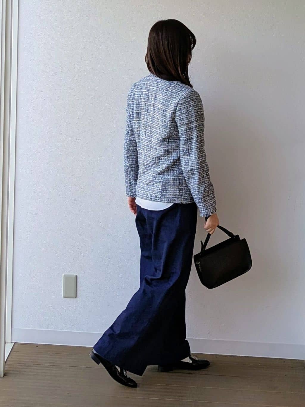 なみきさんの「UNTITLED｜【洗える】きれいめラウンドテールロンT」を使ったコーディネート
