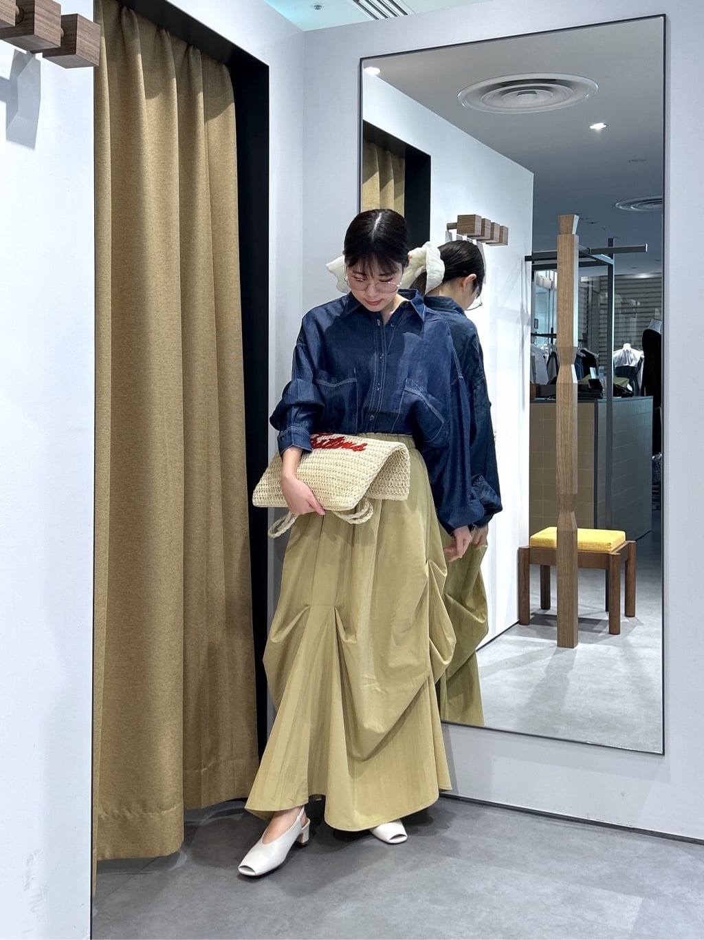 Renoさんの「INDIVI｜デニムシャツ」を使ったコーディネート