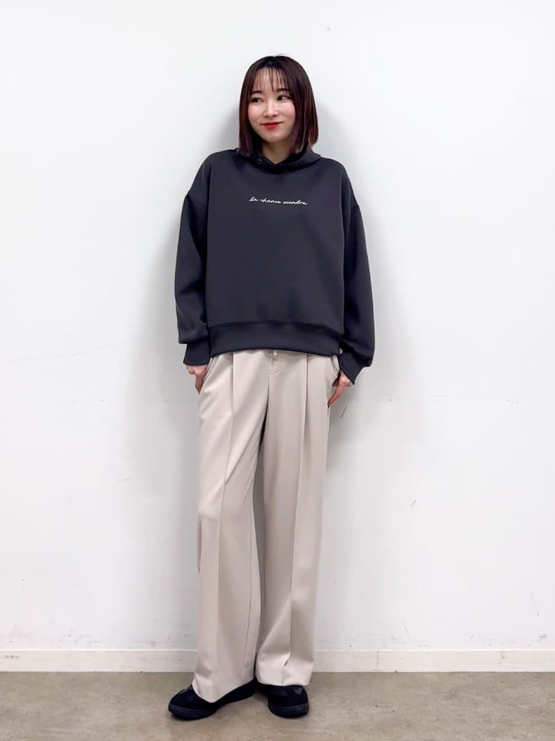 𝐜𝐡𝐢𝐤𝐚さんの「SHOO･LA･RUE｜【SHOO・LA・RUE DENIM】羽織るだけでこなれる　オーバーサイズデニムジャケット」を使ったコーディネート