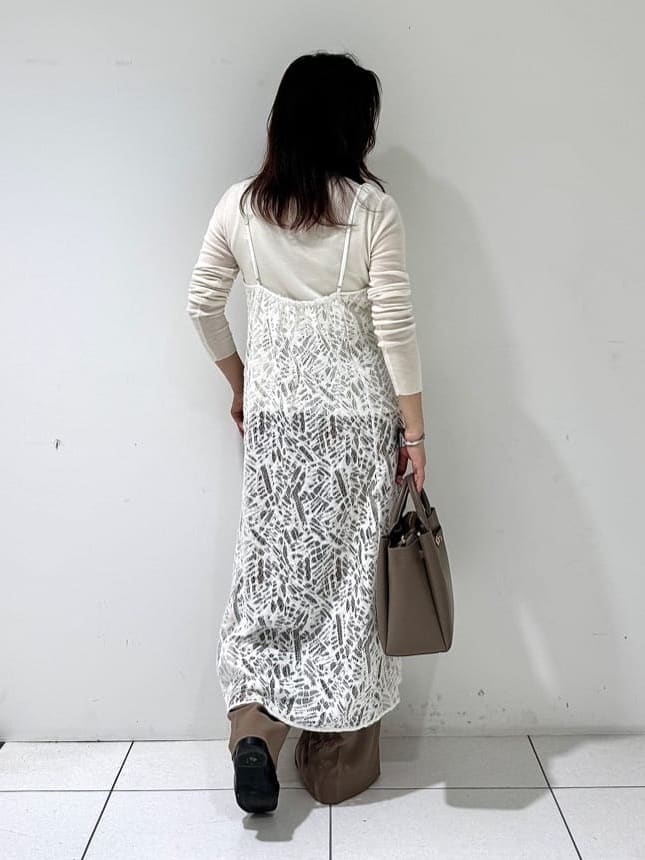 そんさんの「INDIVI｜【レイヤード◎】レースキャミドレス」を使ったコーディネート