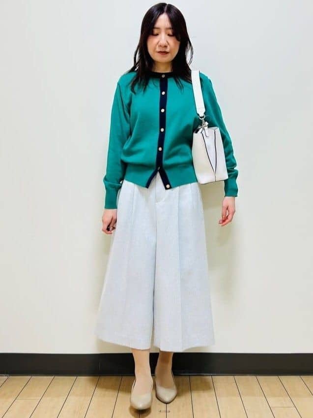 miiiさんの「Reflect｜【アンサンブル可】バイカラーニット」を使ったコーディネート