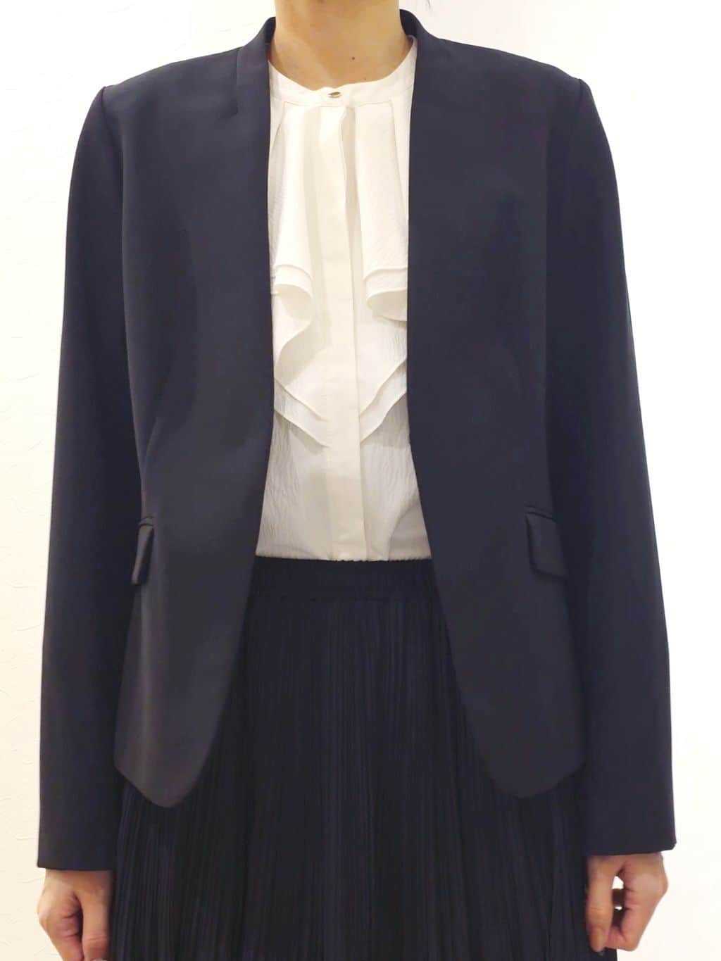 ケイさんの「grove｜【マシンウォッシュ／防シワ/SS-3L】ストレッチノーカラージャケット」を使ったコーディネート