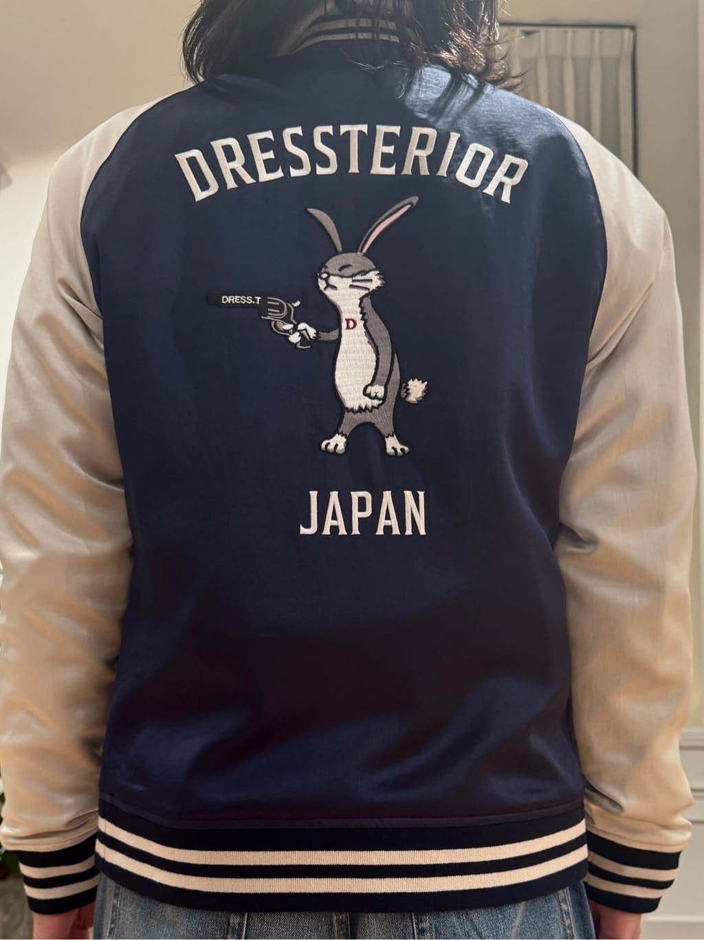 kawarataniさんの「DRESSTERIOR｜【MonoMax4月号掲載】ピストルラビット スカジャン」を使ったコーディネート