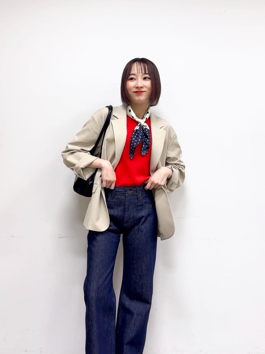 𝐜𝐡𝐢𝐤𝐚さんの「SHOO･LA･RUE｜【S-LL/セットアップ可/イージーケア/UV】オンにもオフにも 軽やかシングルジャケット」を使ったコーディネート