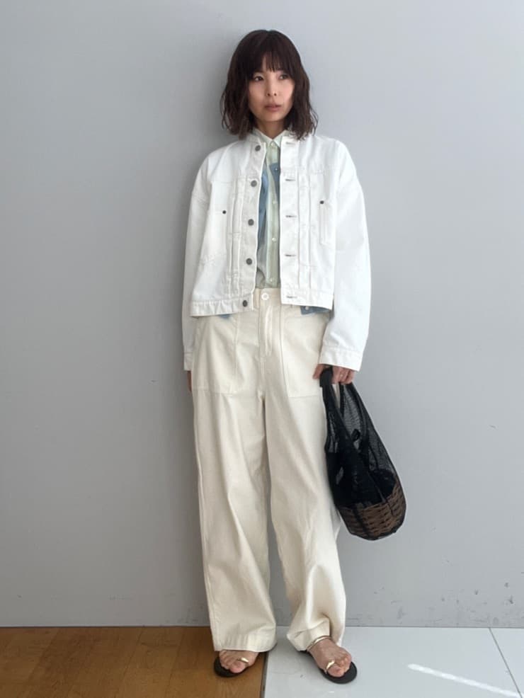 misaさんの「DRESSTERIOR｜【ウォッシャブル】バンドカラー ホワイトＧジャン」を使ったコーディネート
