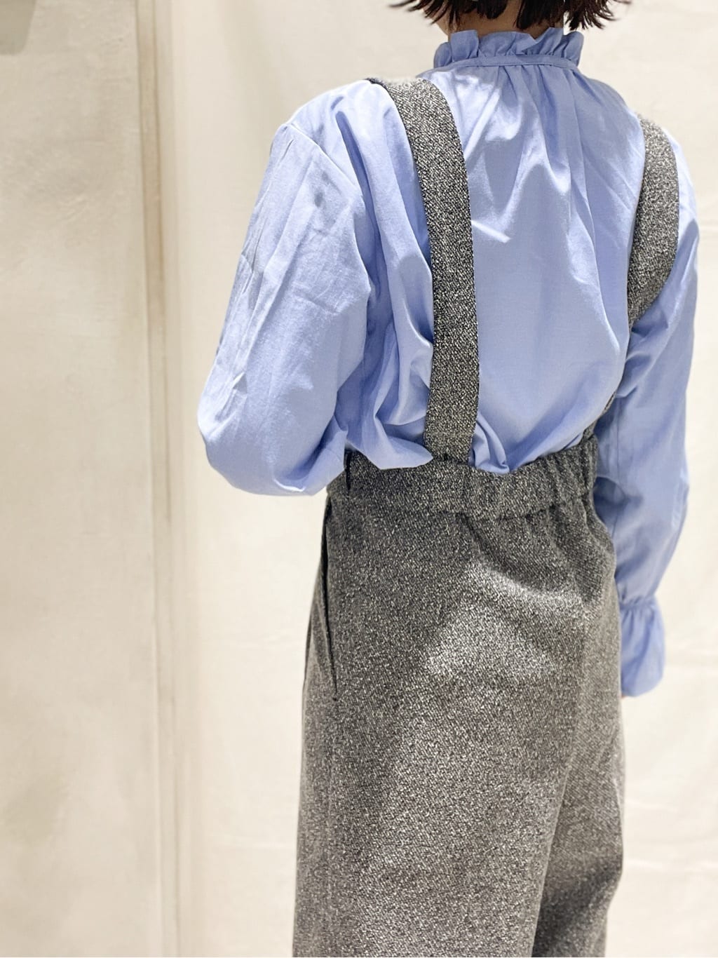 hiroさんの「grove｜【撥水／シルエット2WAY】羽織るだけでサマになる、スタンドネックテントラインコート」を使ったコーディネート