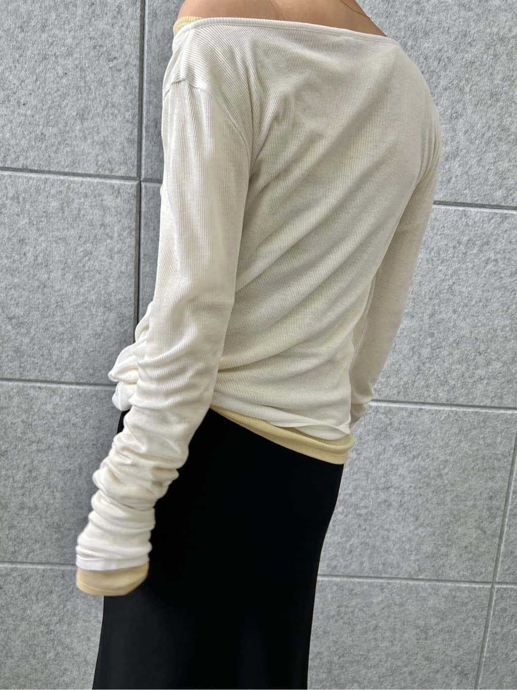 harunaさんの「CODE A｜henry long sleeve」を使ったコーディネート
