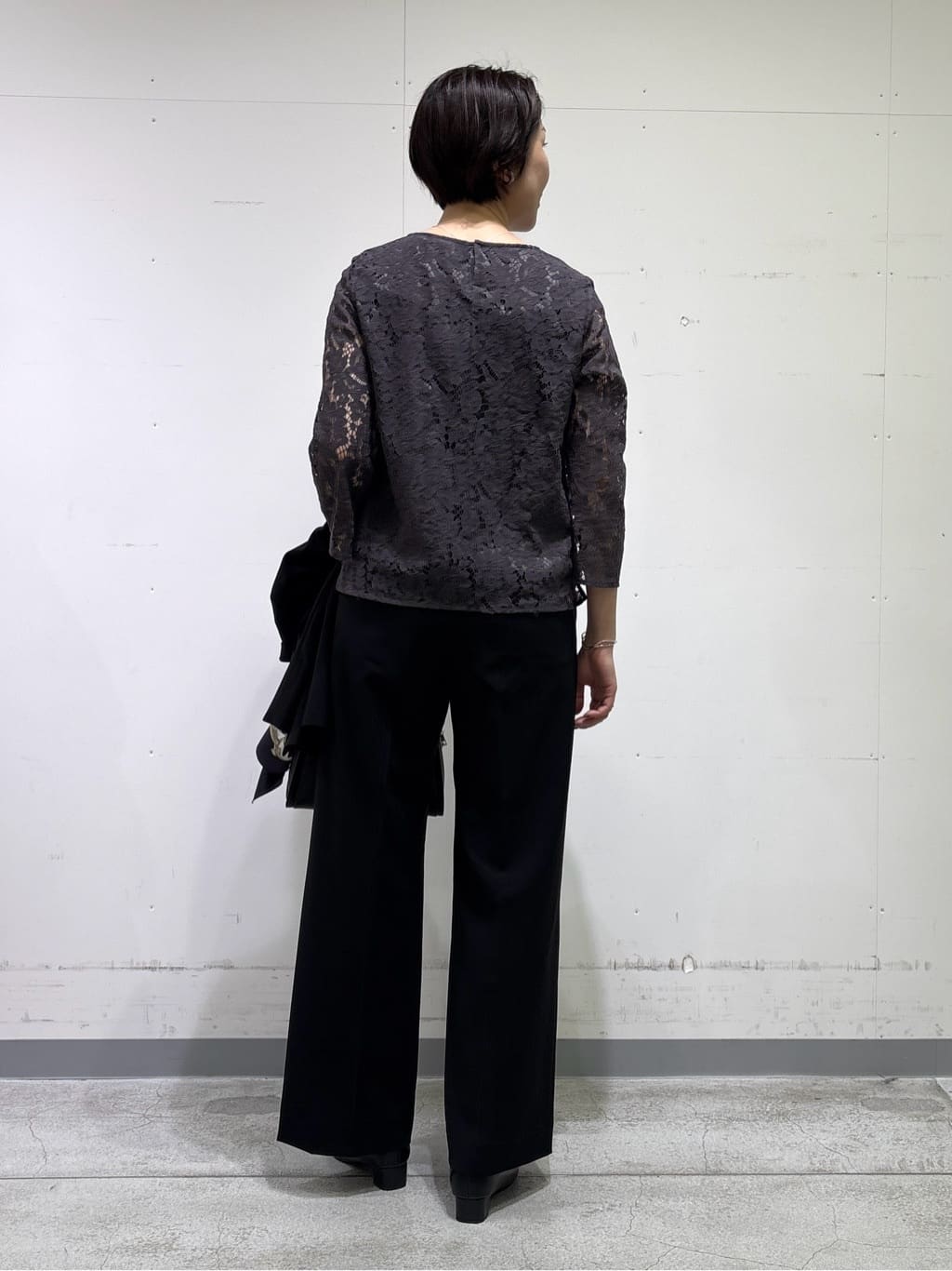 yuriさんの「INDIVI｜【通勤スーツ／洗える】ストレッチワイドパンツ」を使ったコーディネート