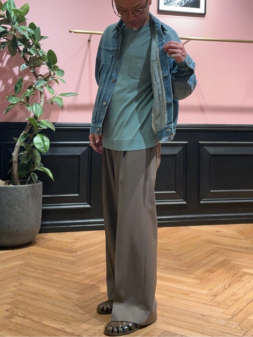 torigoeさんの「DRESSTERIOR｜【ウォッシャブル】コットンシルク クルーニット」を使ったコーディネート