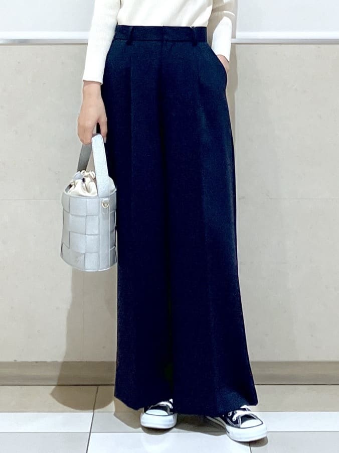 eriko さんの「Dessin｜【セットアップ可能/洗える】ダブルクロスワイドパンツ」を使ったコーディネート