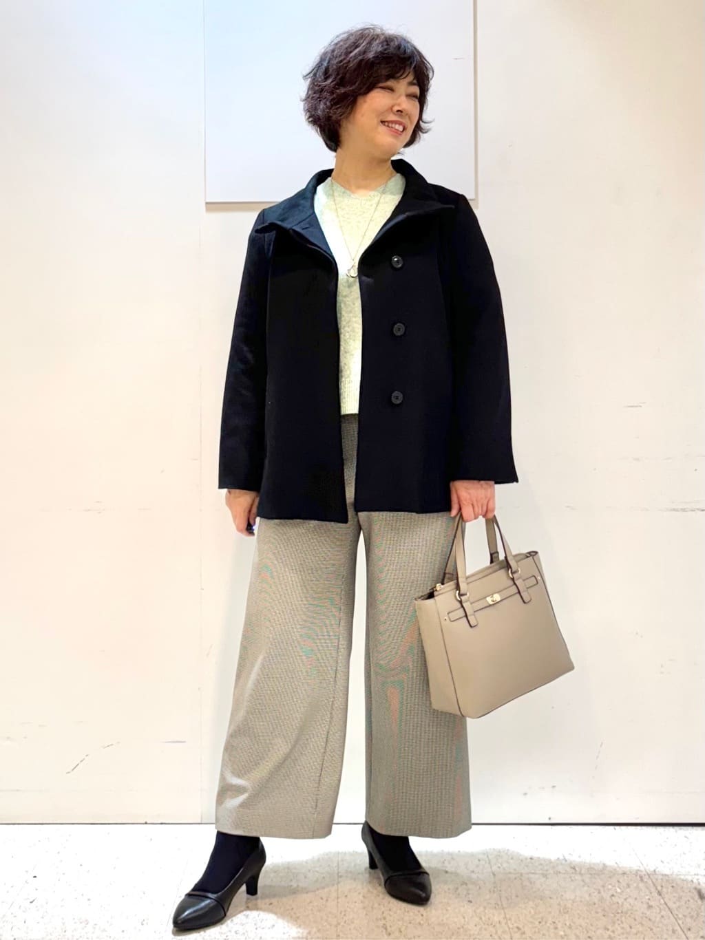 ヤスコさんの「Reflect｜【SS-4Lサイズ／衿が顔に当たらない◎】スタンドネックミドルコート」を使ったコーディネート