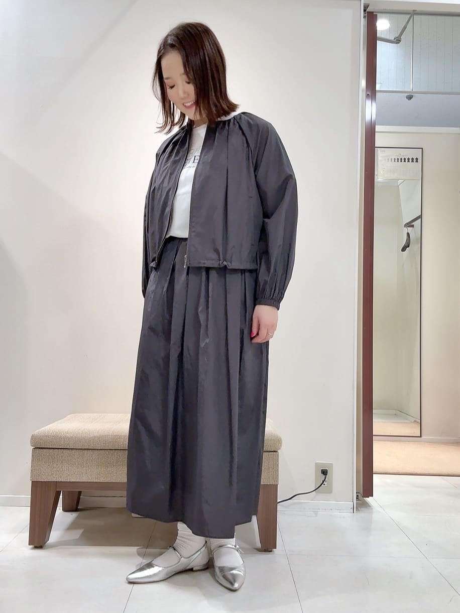 YUIさんの「UNTITLED｜◆【セットアップ可/はっ水】シャイニータイプライターブルゾン」を使ったコーディネート