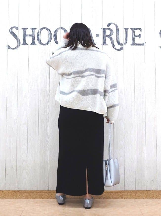 とろろさんの「SHOO･LA･RUE｜【選べる4柄】ダブルZIPで着こなし色々 柄カーディガン」を使ったコーディネート