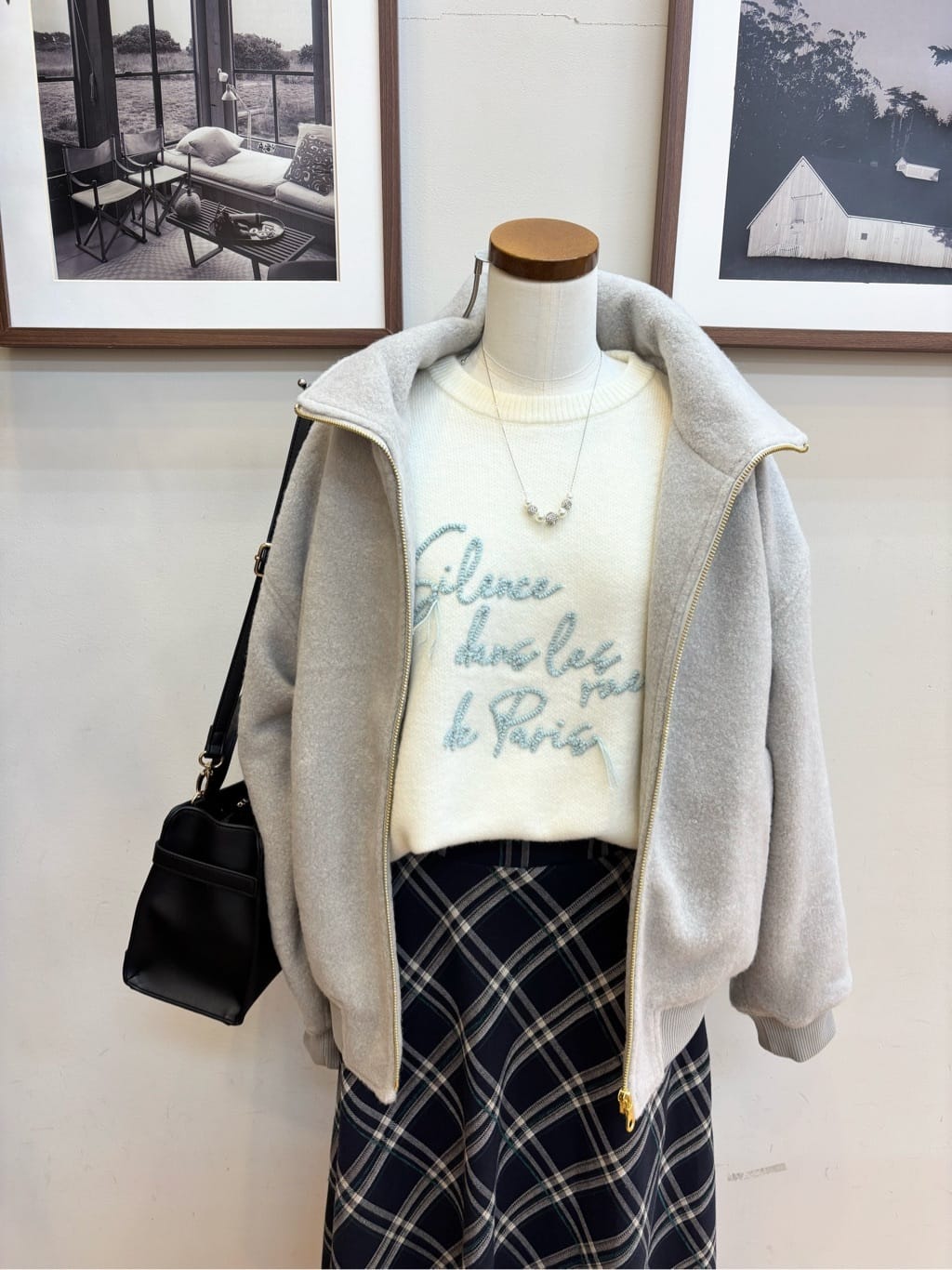 maiさんの「SHOO･LA･RUE｜【洗濯機可/S-LL】裾スカラップが差がつく コード刺繍ロゴニット」を使ったコーディネート