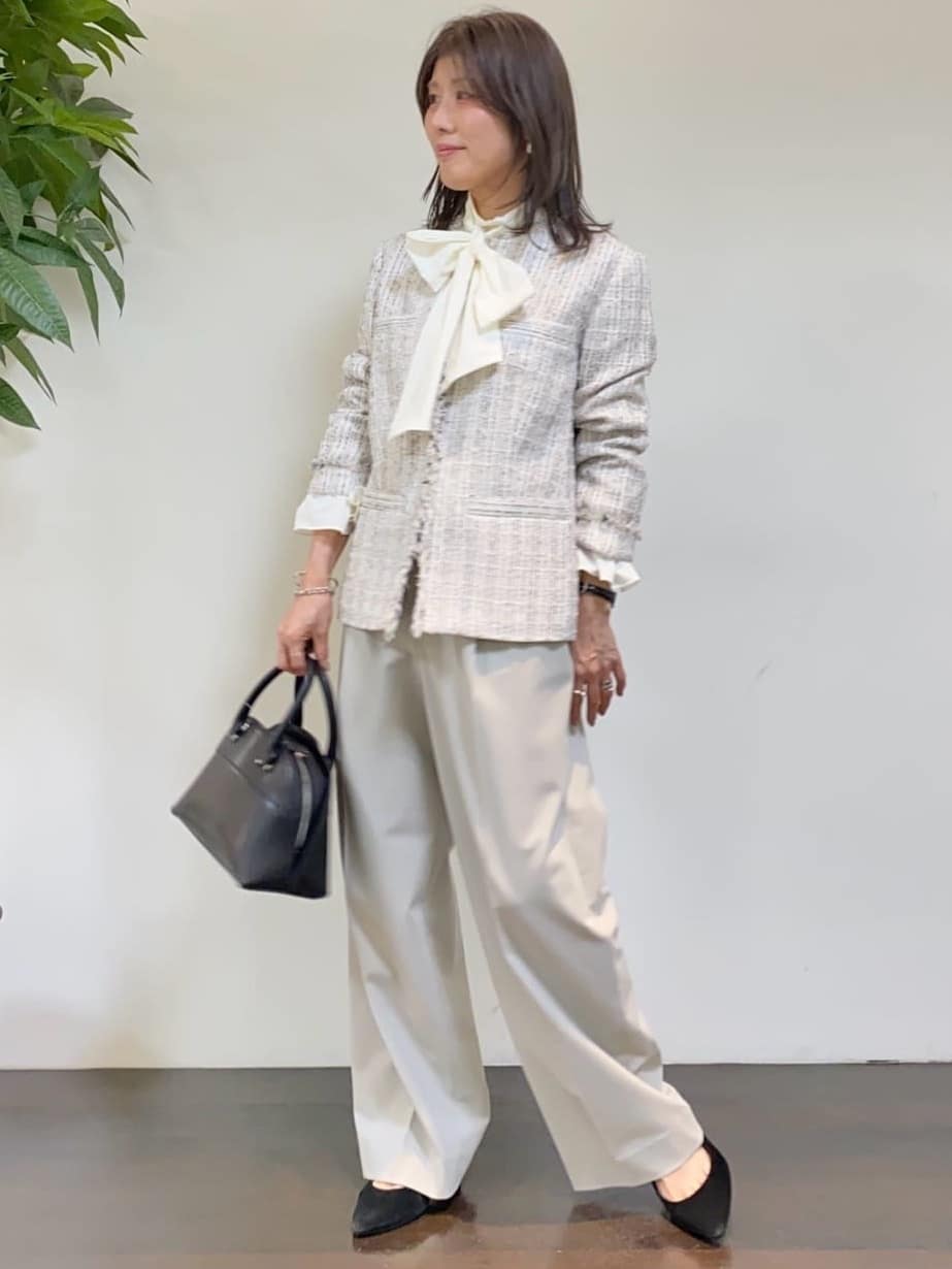 tomoさんの「UNTITLED｜【仕事着/スーツ】ファンシーツイード ジャケット」を使ったコーディネート