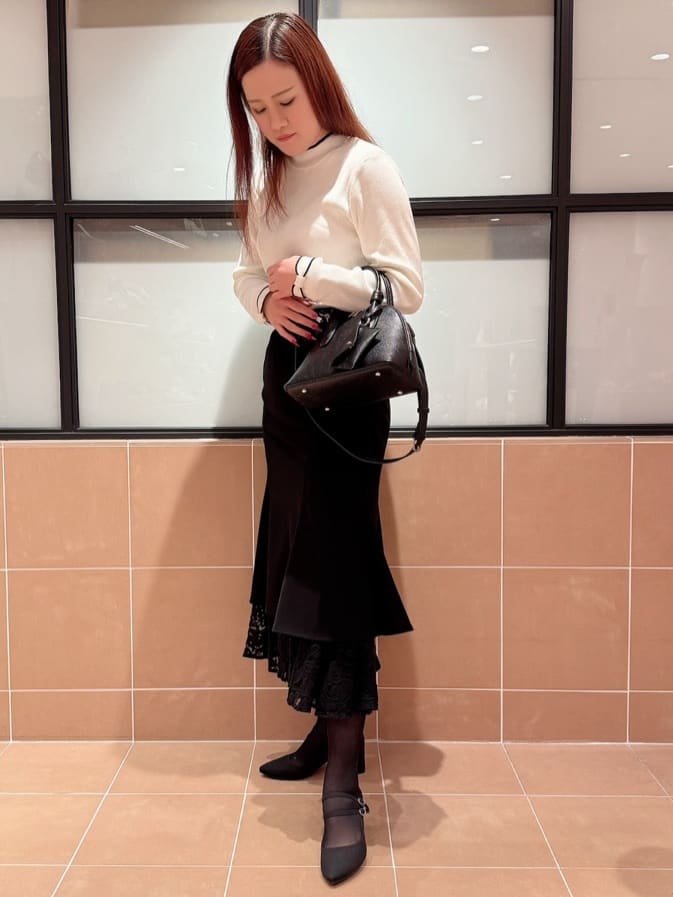 すみれさんの「ESPERANZA｜Wストラップパンプス」を使ったコーディネート