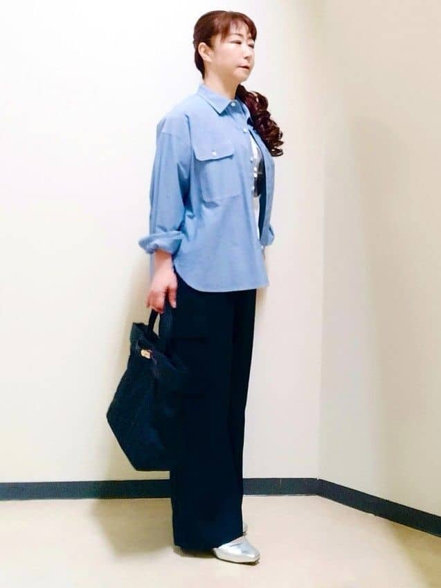花さんの「Reflect｜ストレートワイドカーゴパンツ」を使ったコーディネート
