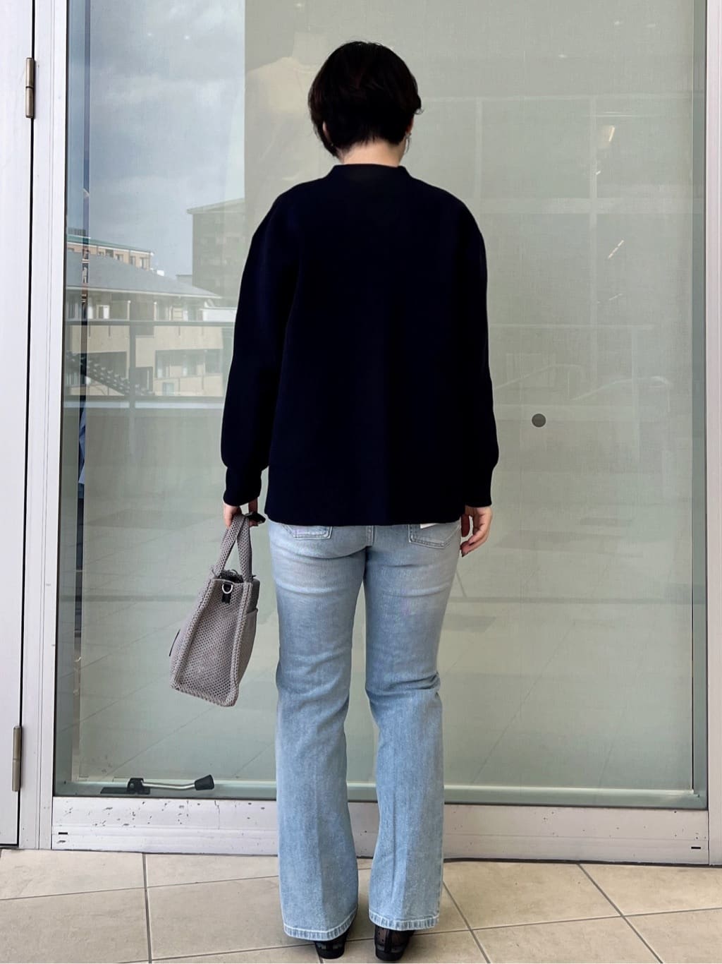 yo-koさんの「OPAQUE.CLIP｜ストレッチセミフレアデニム【洗濯機洗い可】《SS～LL》」を使ったコーディネート