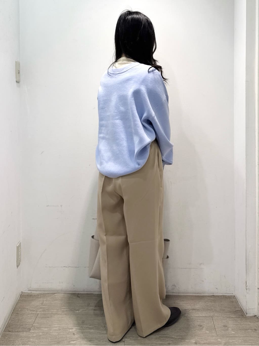yuicciさんの「OPAQUE.CLIP｜シアーハイネックトップス【洗濯機OK】」を使ったコーディネート