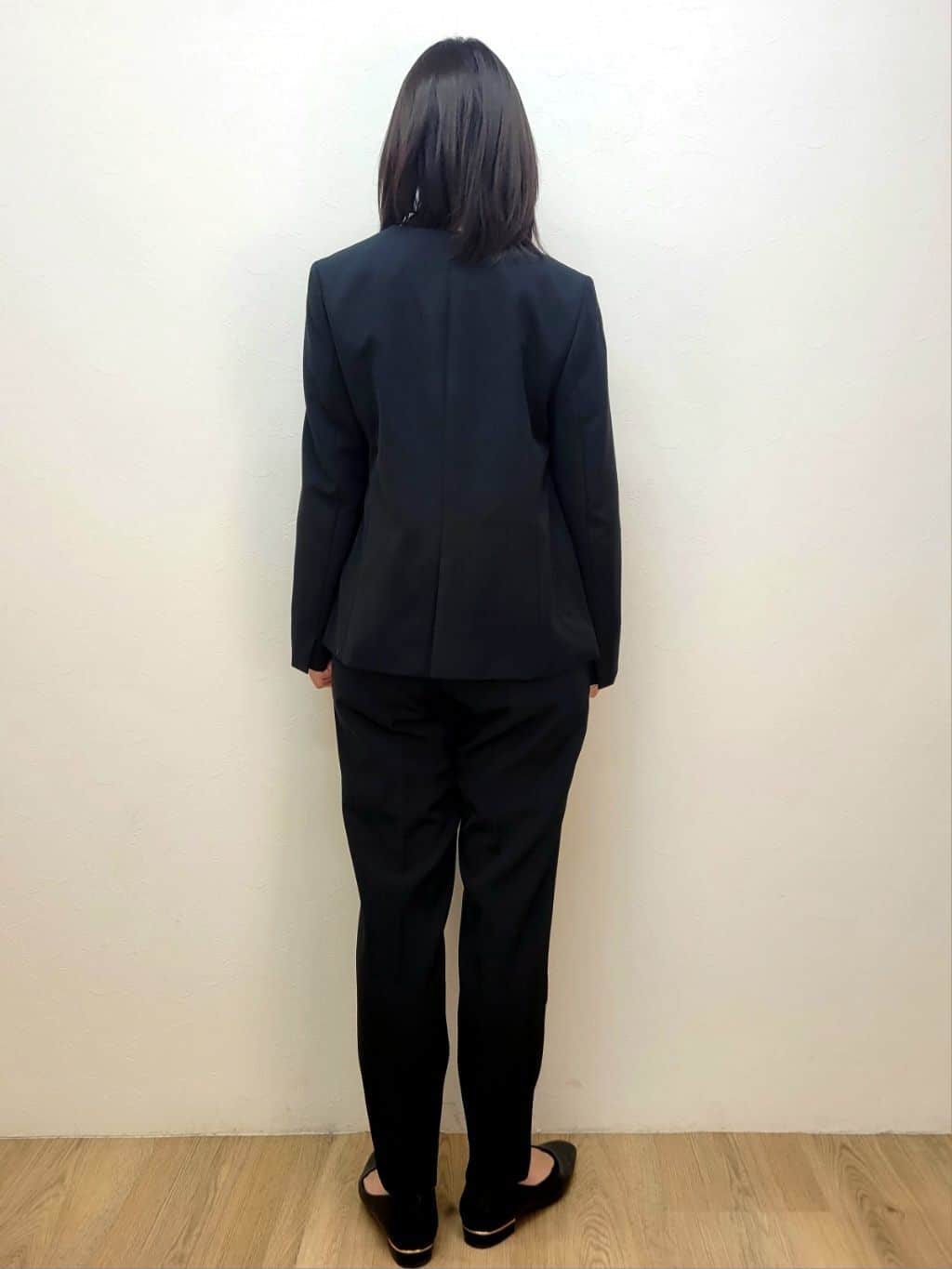 LISAさんの「OPAQUE.CLIP｜《通勤／セットアップ対応》 Vネックジャケット／ダブルクロス【洗濯機OK】」を使ったコーディネート