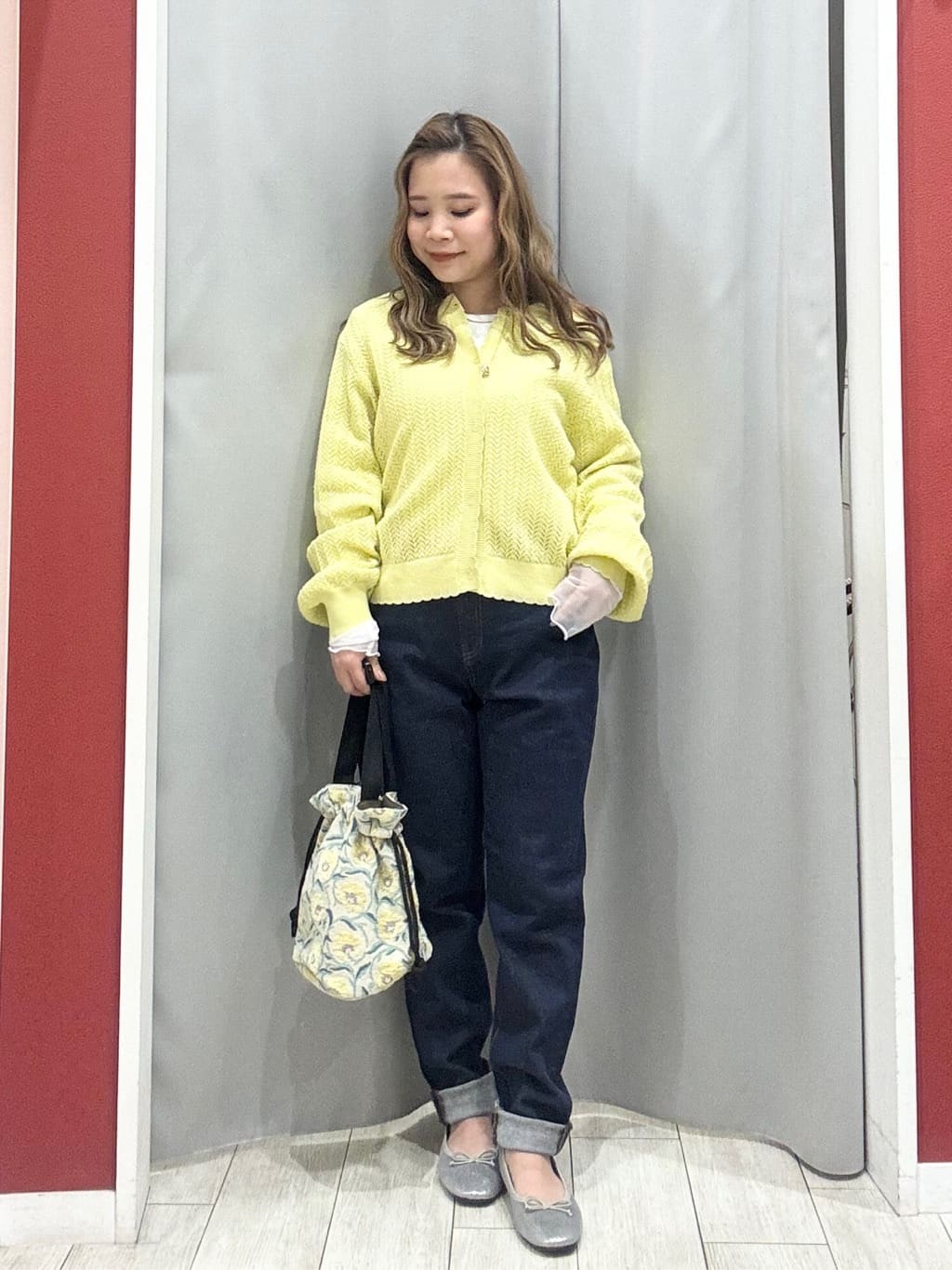 shioさんの「SHOO･LA･RUE｜編み柄が上品 ラメ配色透かし編みカーディガン」を使ったコーディネート