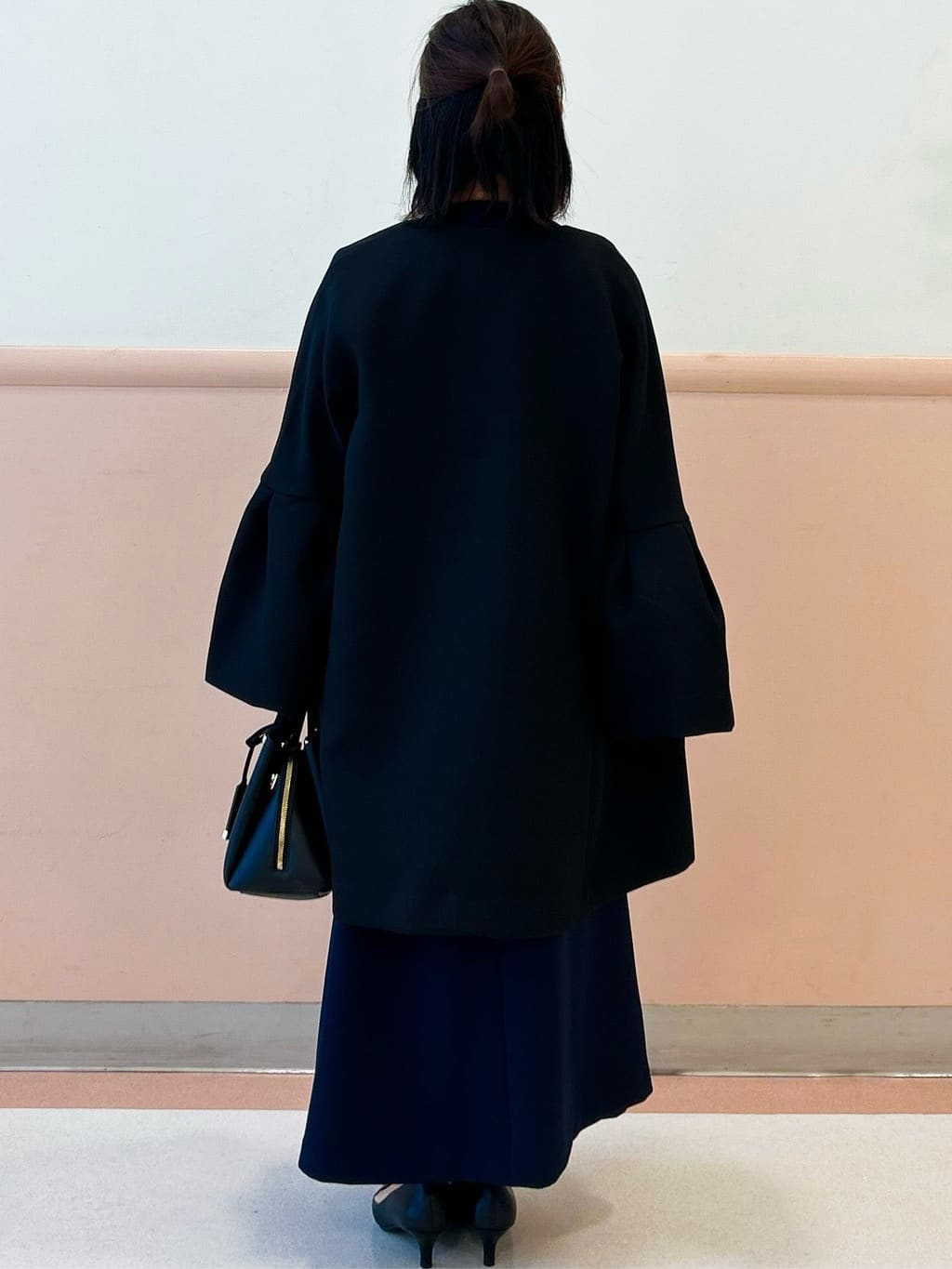 こやさんの「OPAQUE.CLIP｜《通勤／セットアップ対応》 Vネックジャケット／ダブルクロス【洗濯機OK】」を使ったコーディネート