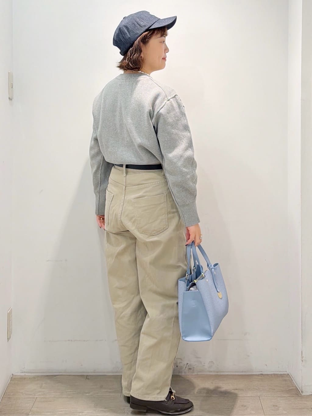 sumicaさんの「OPAQUE.CLIP｜スウェットライクショートニット【洗濯機OK】」を使ったコーディネート
