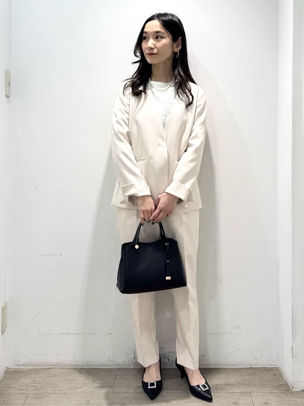 yuicciさんの「OPAQUE.CLIP｜《通勤／セットアップ対応》 Vネックジャケット／ダブルクロス【洗濯機OK】」を使ったコーディネート