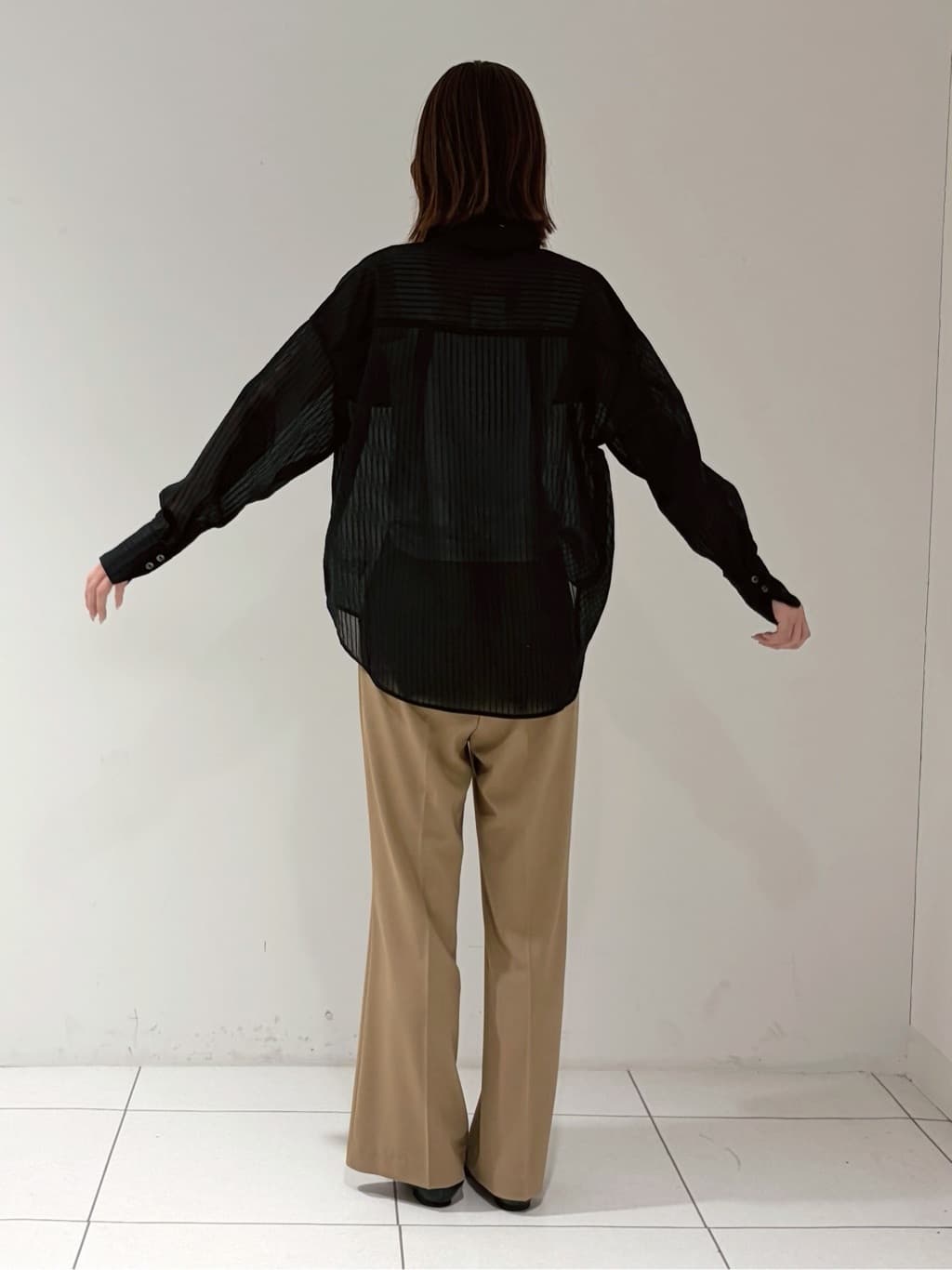 shioriさんの「INDIVI｜【接触冷感】ファインシアーブラウス」を使ったコーディネート