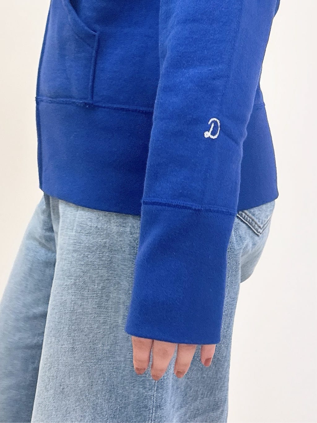 なかもとあきさんの「DRESSTERIOR｜デキシー吊裏毛ジップアップパーカ」を使ったコーディネート