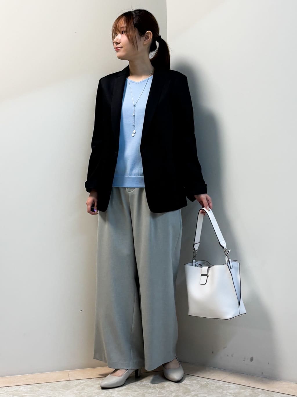 Sawaさんの「Reflect｜レースデザインスリーブニットプルオーバー」を使ったコーディネート