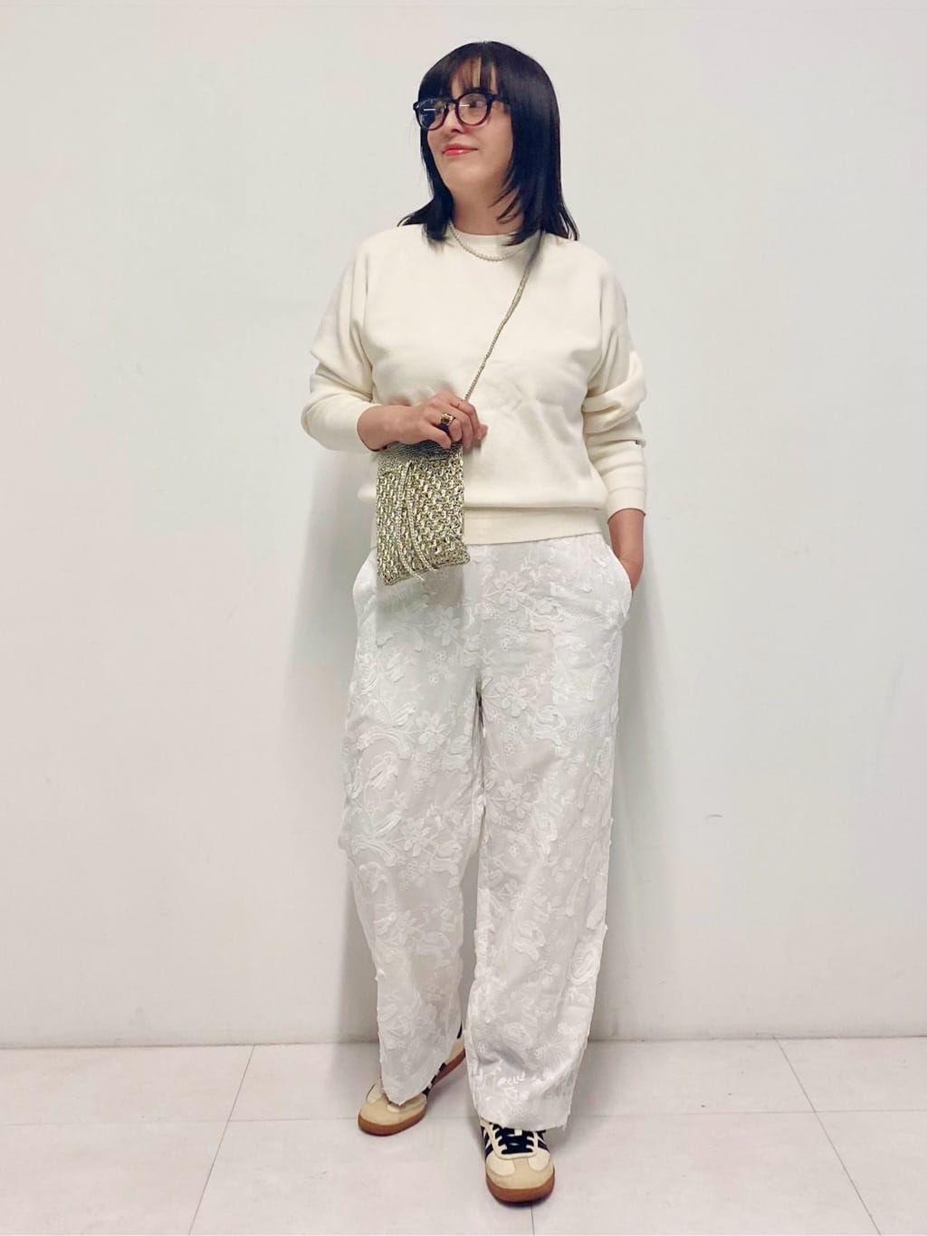 Sawaguchiさんの「DRESSTERIOR｜【ウォッシャブル/ウエストゴム】コットンエンブロイダリー イージーパンツ」を使ったコーディネート