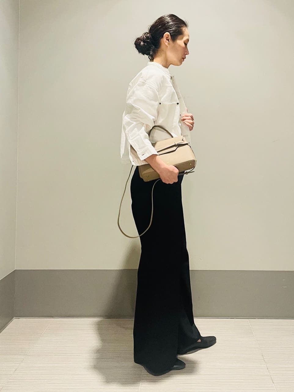 Annさんの「DRESSTERIOR｜【ウォッシャブル】バンドカラー ホワイトＧジャン」を使ったコーディネート