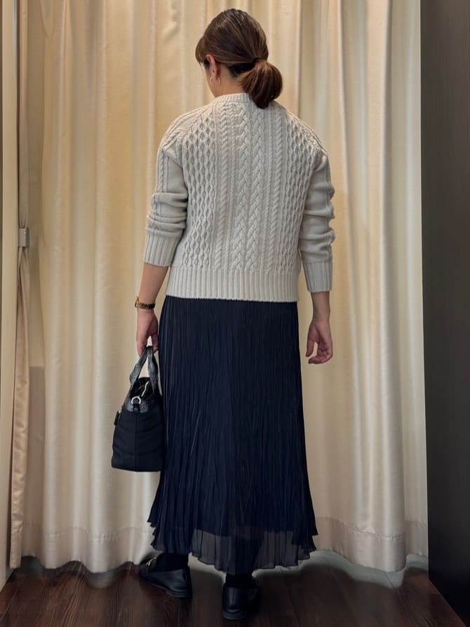 Ayaさんの「UNTITLED｜【洗える】スポンディッシュ ケーブル柄ニット」を使ったコーディネート
