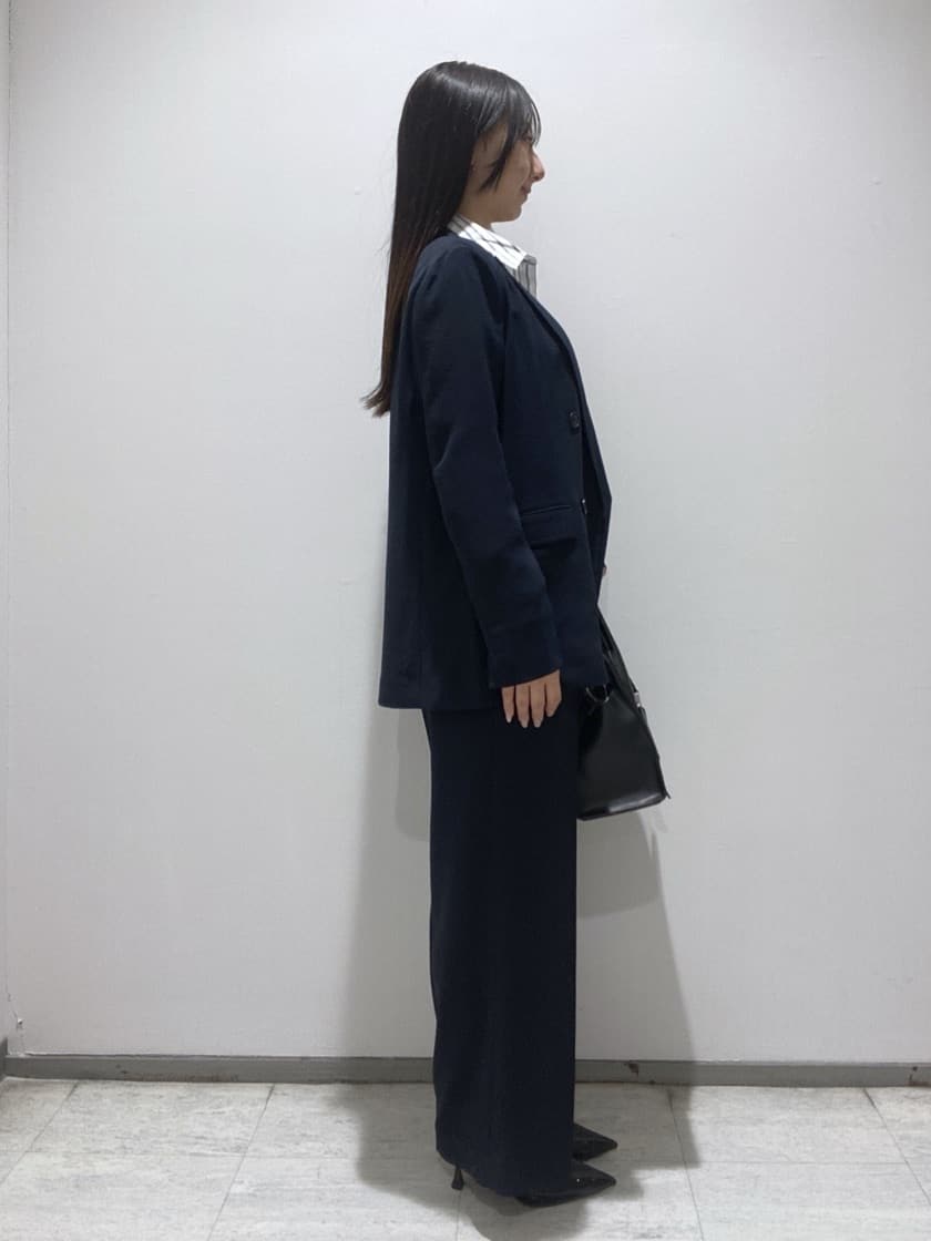 meiさんの「INDIVI｜【2WAY／洗える】ラメストライプ コットン混シャツ」を使ったコーディネート