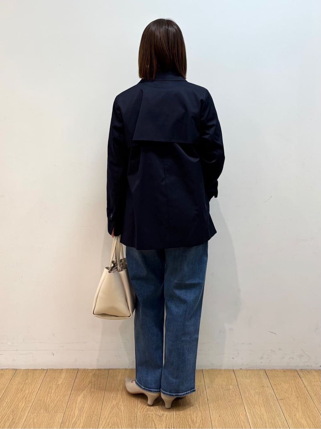 mikkoさんの「INDIVI｜【花粉付着防止／撥水／UVケア】名品トレンチコート」を使ったコーディネート