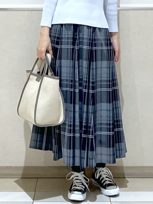 eriko さんの「Dessin｜【洗える】ボートネックリブニット」を使ったコーディネート