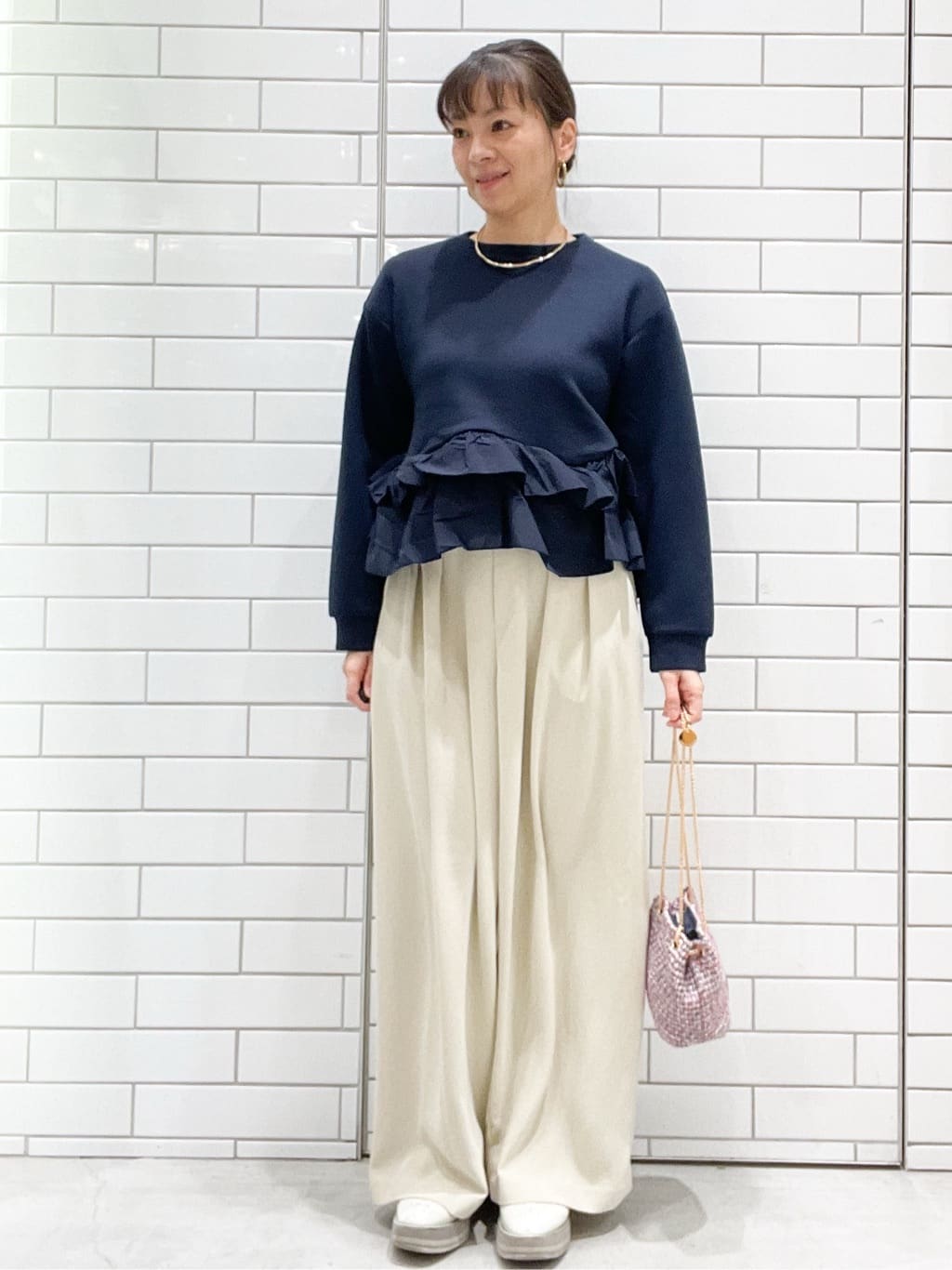 oiさんの「OPAQUE.CLIP｜タックイージーワイドパンツ【洗濯機OK】」を使ったコーディネート