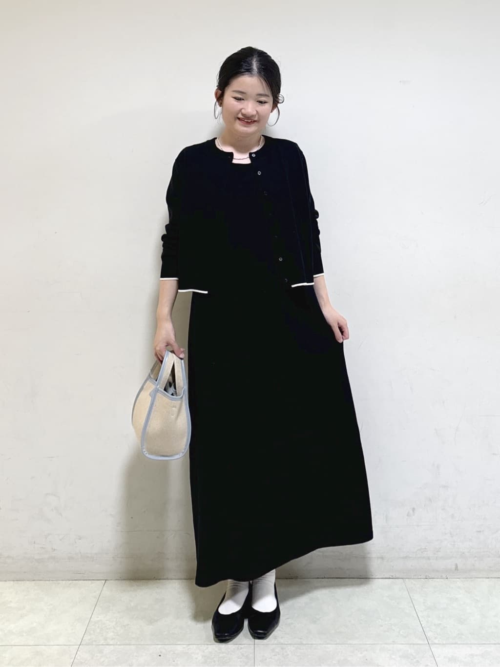 Harunaさんの「Dessin｜【軽量/2WAY】パイピングコットンリネンミニバッグ」を使ったコーディネート