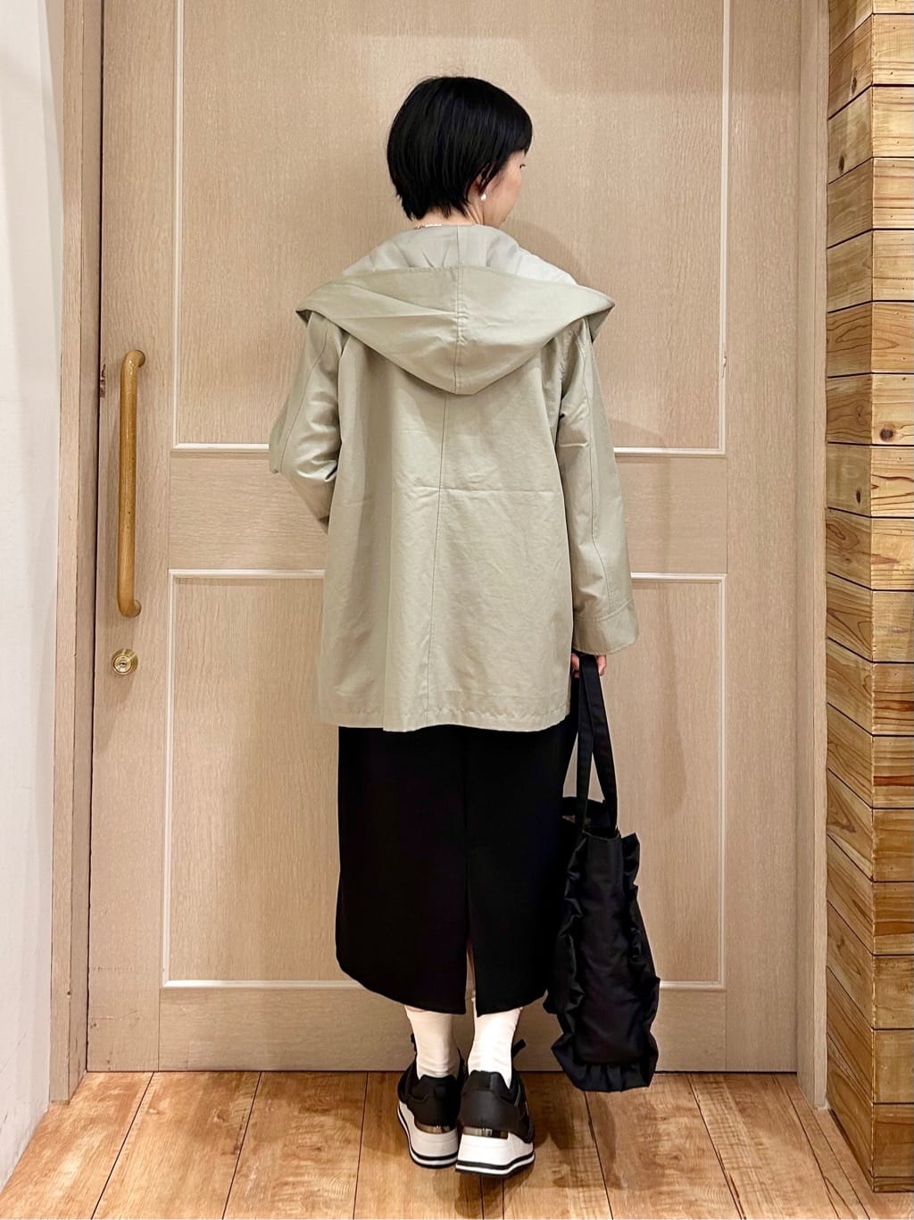 ちぐささんの「SHOO･LA･RUE｜【S-LL/洗濯機可】着こなしいろいろ 首元すっきりボートネック ボーダーロンT」を使ったコーディネート