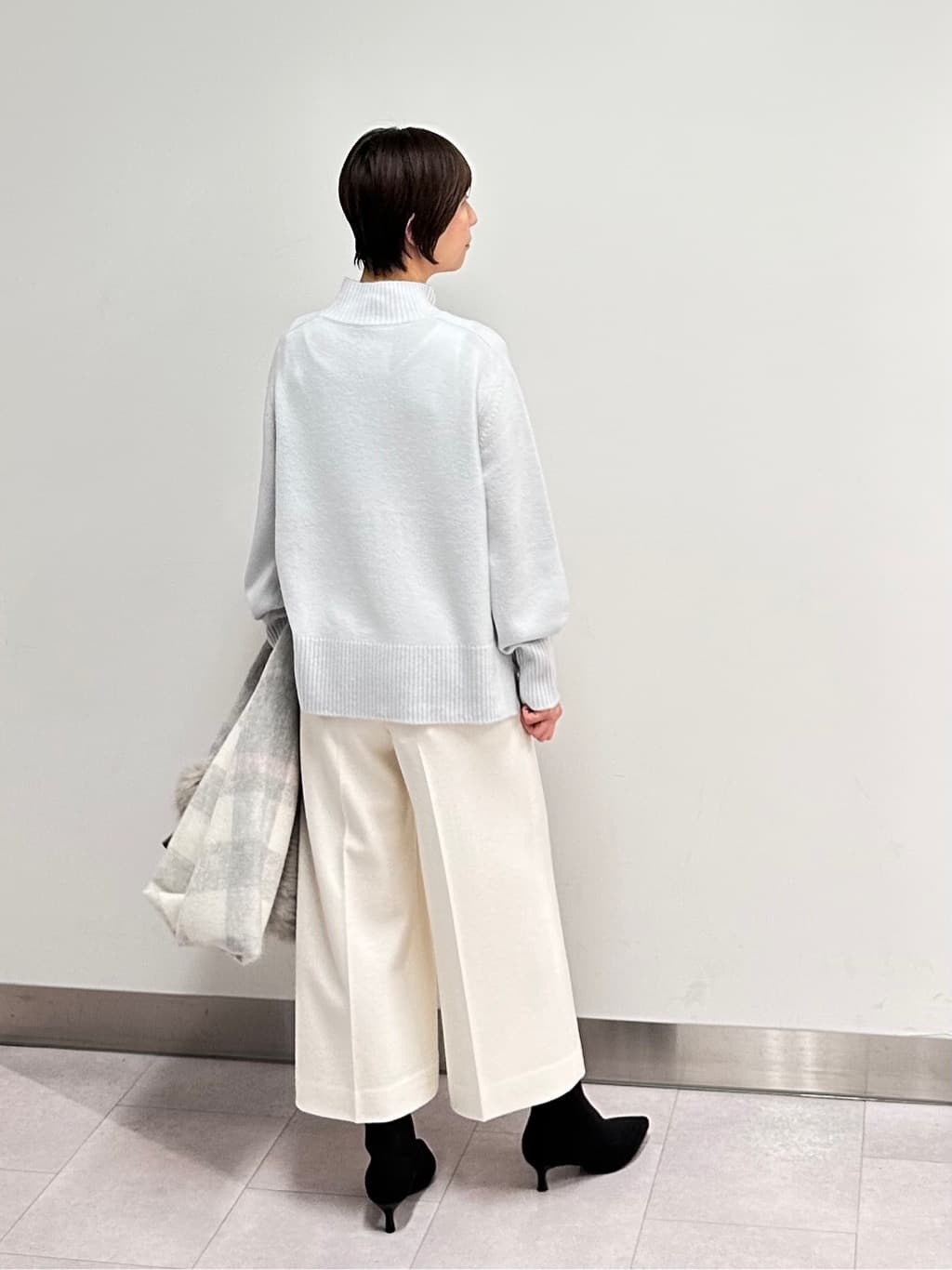 みなこさんの「UNTITLED｜【8色展開/洗える】ウールカシミヤ ハイネックニット」を使ったコーディネート