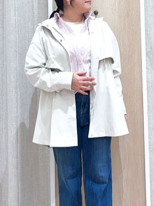 naoさんの「grove｜羽織としても大活躍！驚きの伸びを備えたコットンナイロンストレッチシャツ」を使ったコーディネート