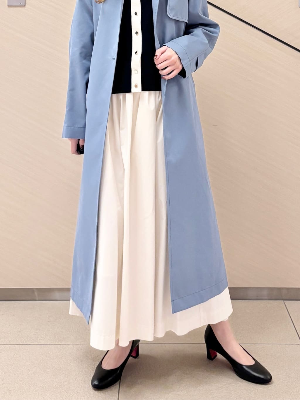 清水夏姫さんの「DRESSTERIOR｜【ウォッシャブル/美シルエット】ライトトレンチコート」を使ったコーディネート