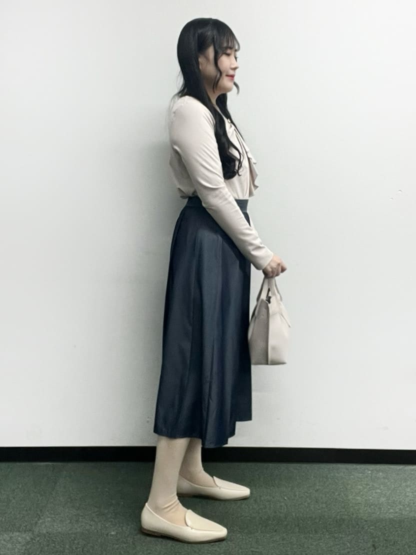 Hitomiさんの「index｜アシメラッフルフリルトップス【洗濯機OK】」を使ったコーディネート