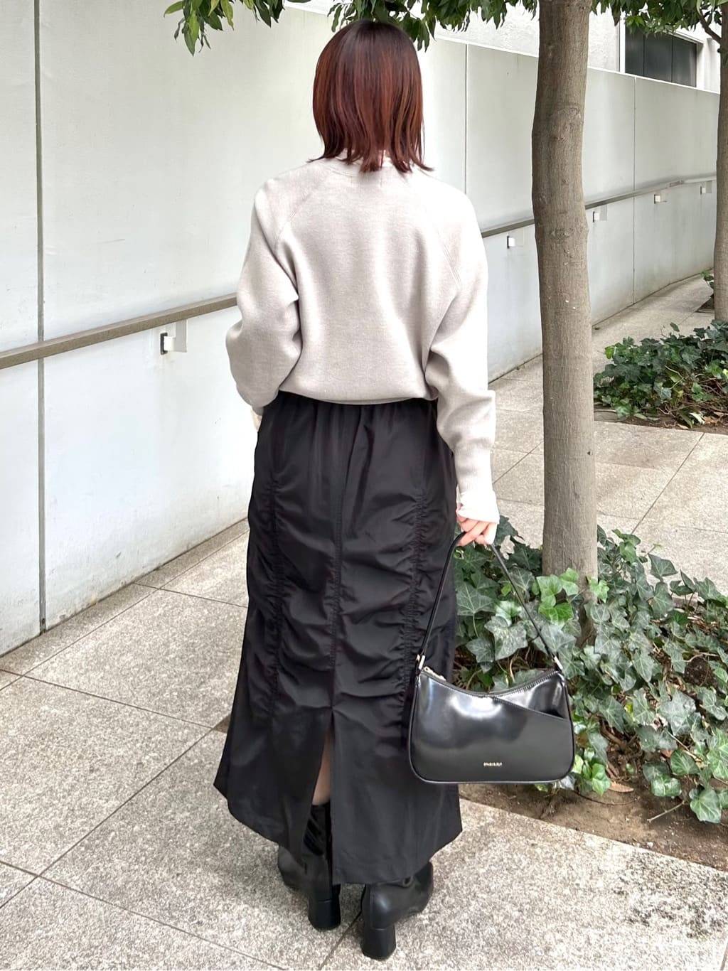 RINAさんの「OPAQUE.CLIP｜撥水シャーリングナロースカート【洗濯機OK／UVケア／花粉対応】」を使ったコーディネート