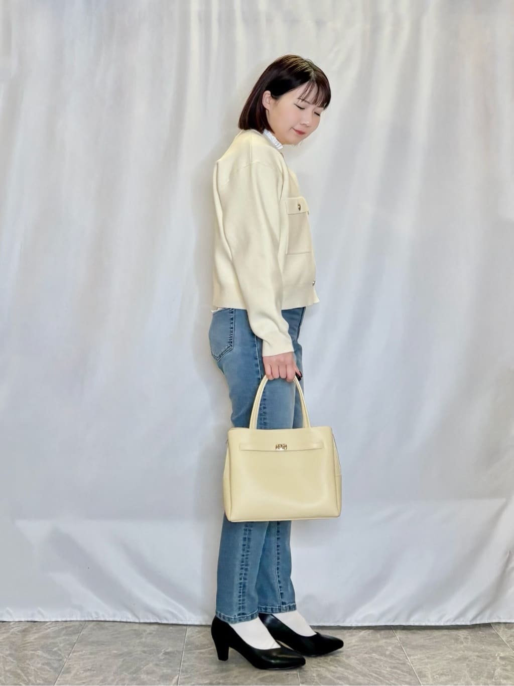 ネリさんの「SHOO･LA･RUE｜【洗濯機可/S-LL】1枚でも羽織りでも 華やか上品カーデ」を使ったコーディネート