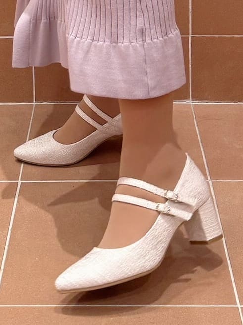 すみれさんの「ESPERANZA｜Wストラップパンプス」を使ったコーディネート